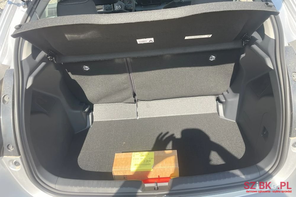 2023' Mazda 2 photo #4