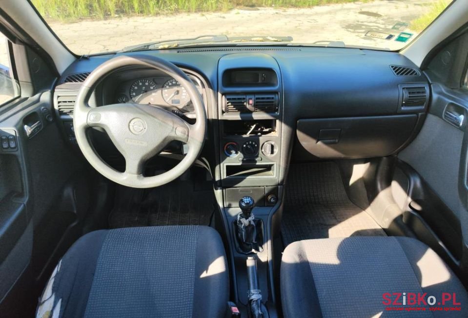 2004' Opel Astra photo #6