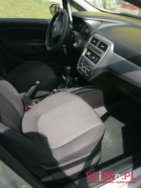 2012' Fiat Punto photo #6