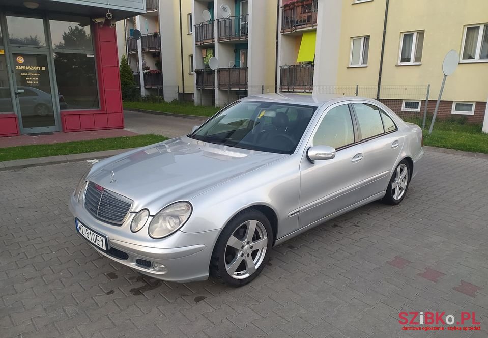 2002' Mercedes-Benz Klasa E photo #2