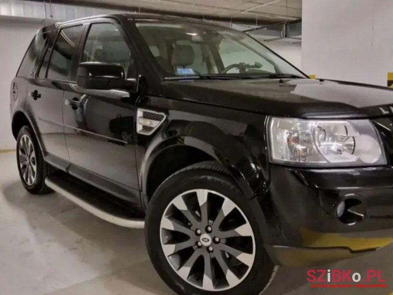 2010' Land Rover Freelander photo #2