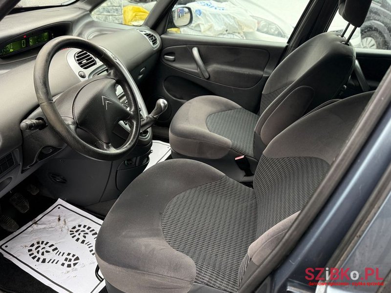 2010' Citroen Xsara Picasso 1.6 Exclusive photo #5