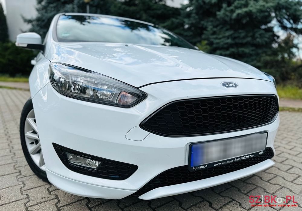 2017' Ford Focus photo #1