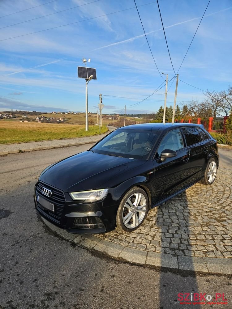 2019' Audi A3 photo #2