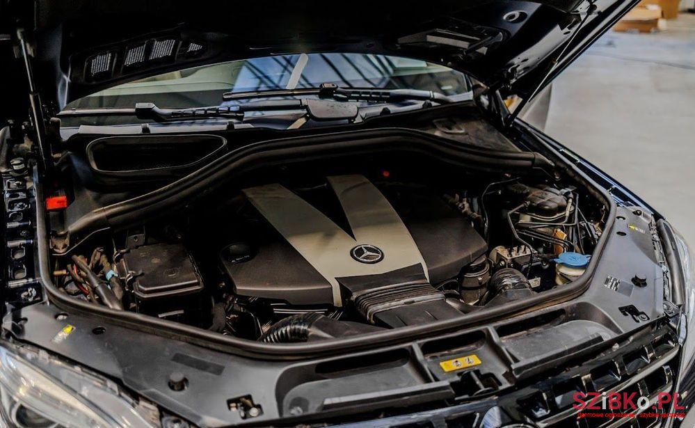 2012' Mercedes-Benz Ml photo #6