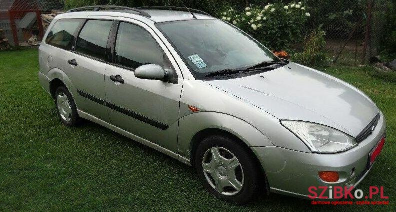 1999' Ford Focus photo #1