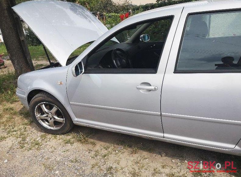 1998' Volkswagen Golf photo #1