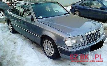 1990' Mercedes-Benz W124 photo #3