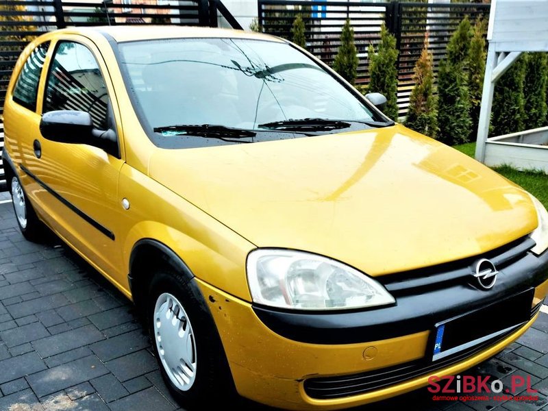 2001' Opel Corsa photo #2