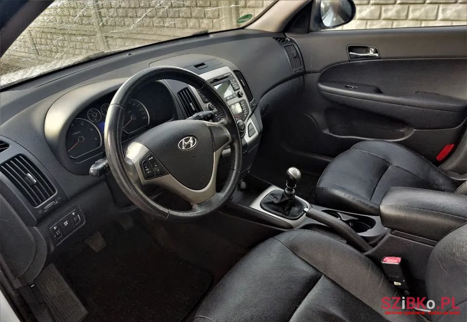 2009' Hyundai i30 photo #4