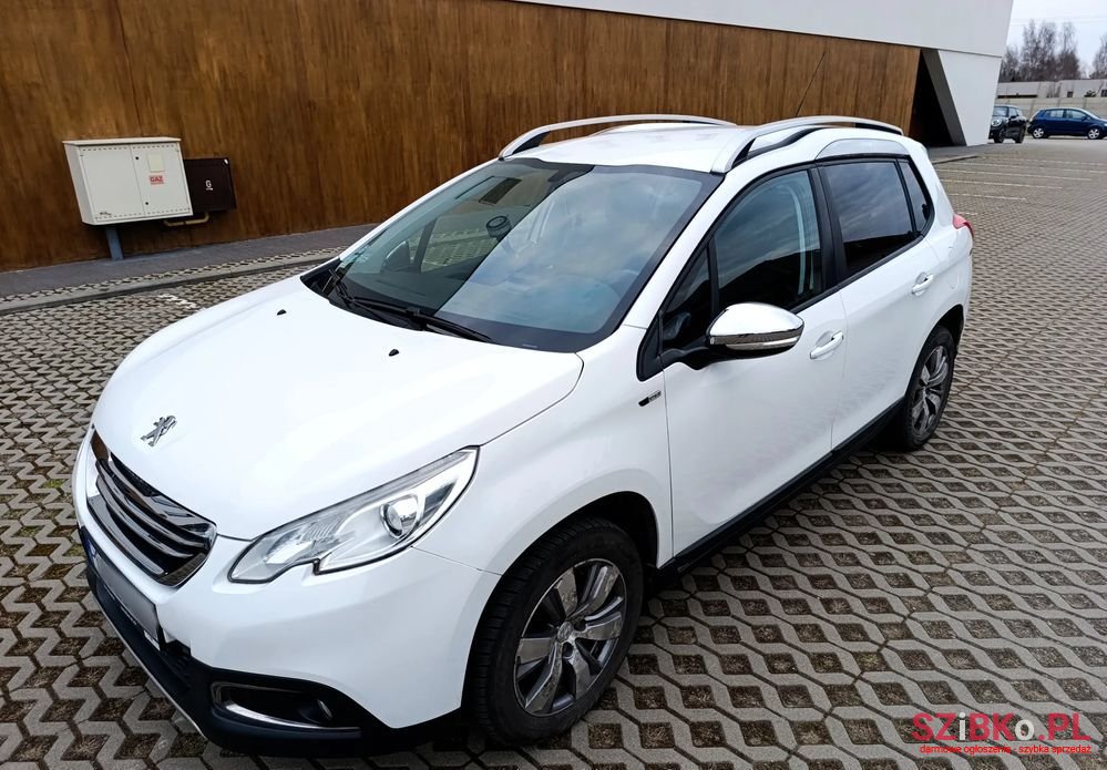 2015' Peugeot 2008 photo #1