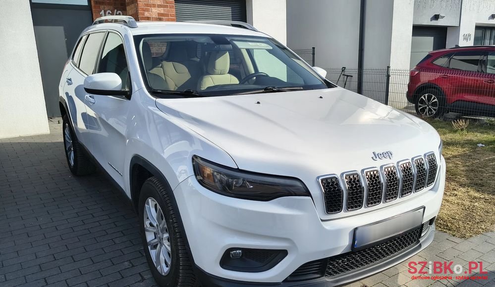 2019' Jeep Cherokee photo #1