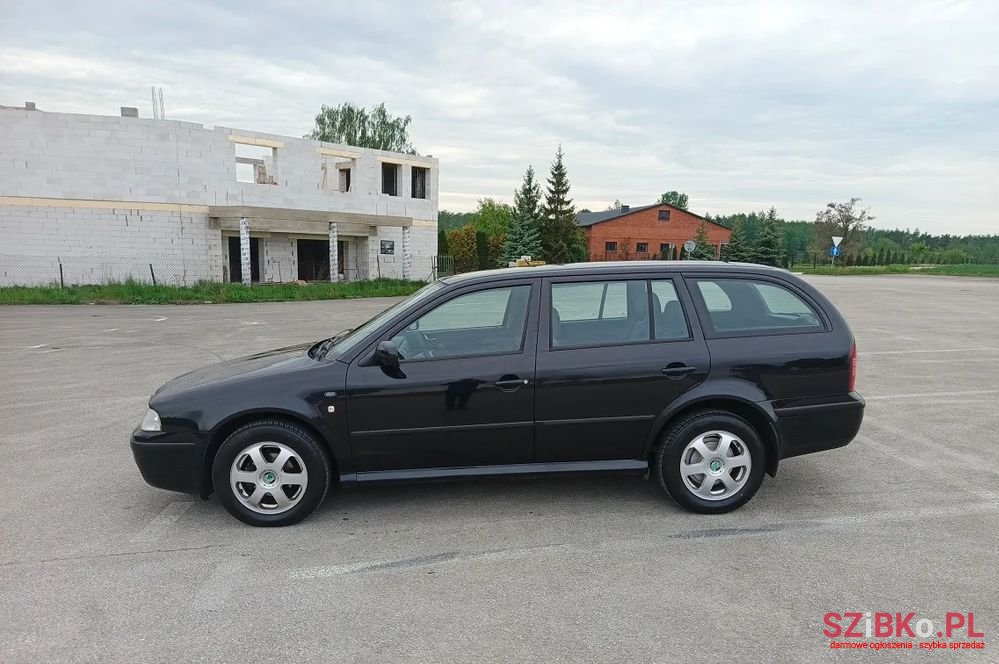 2001' Skoda Octavia photo #6