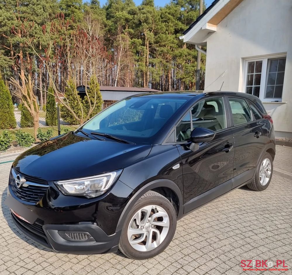 2019' Opel Crossland X 1.2 Limited Edition photo #1