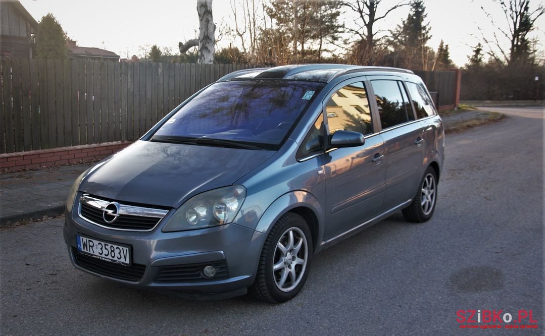 2005' Opel Zafira photo #2