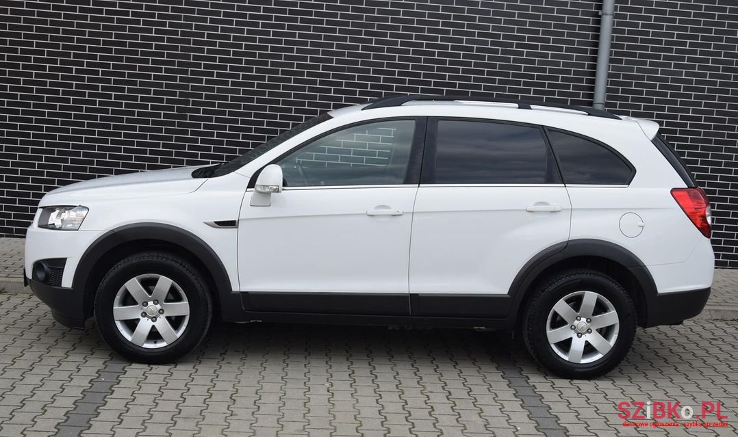 2011' Chevrolet Captiva photo #4