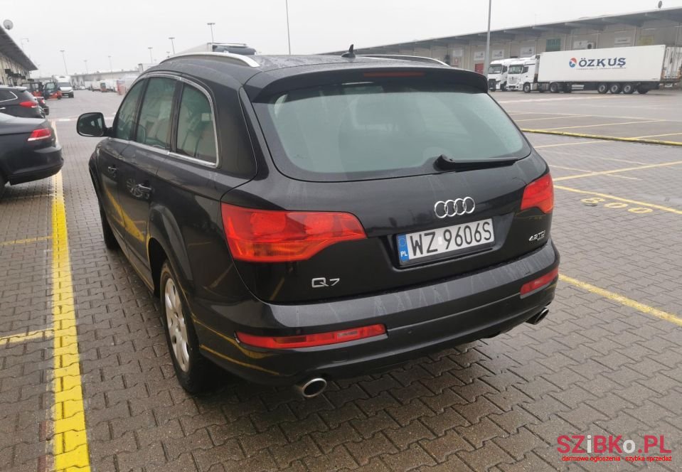 2008' Audi Q7 photo #3