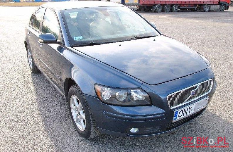 2005' Volvo S40 photo #1