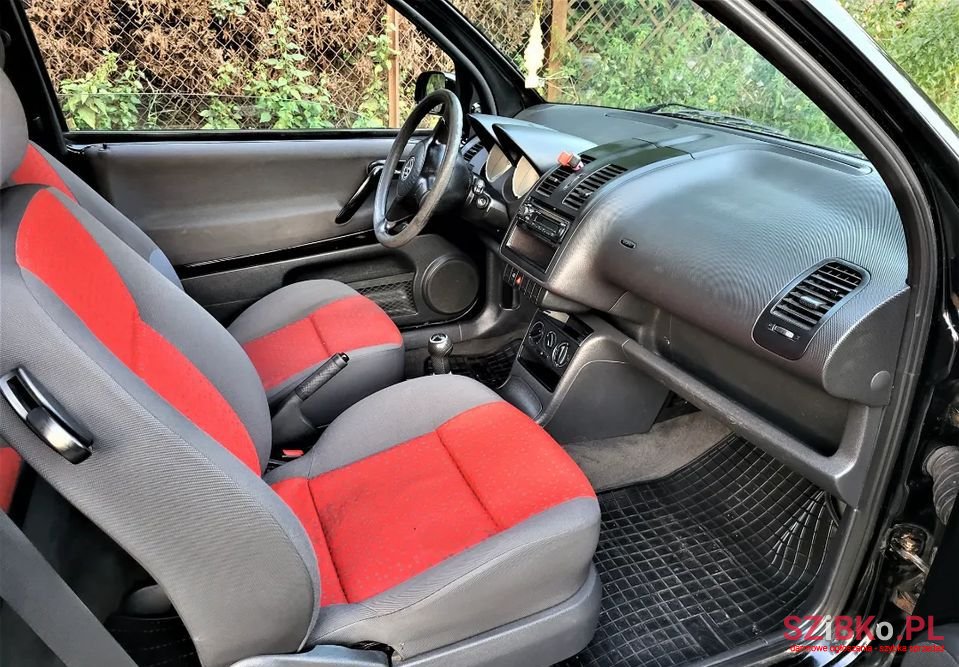 1999' Volkswagen Lupo photo #5