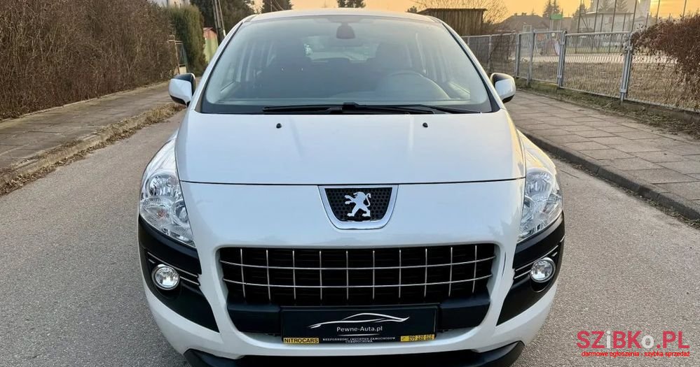 2012' Peugeot 3008 1.6 Premium photo #3