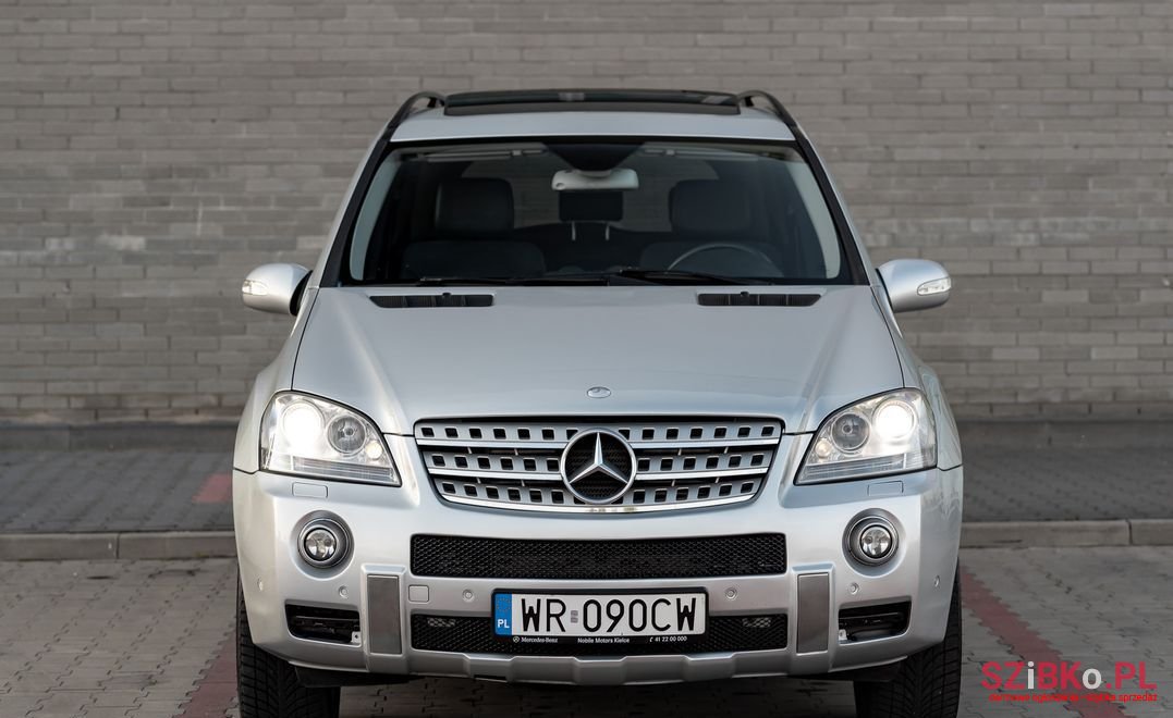 2005' Mercedes-Benz Ml photo #5