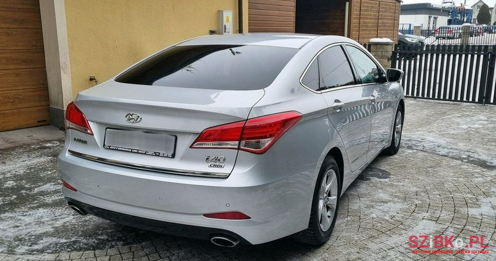 2012' Hyundai i40 photo #6