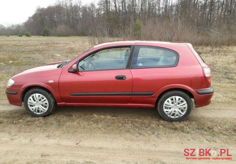 2000' Nissan Almera photo #1