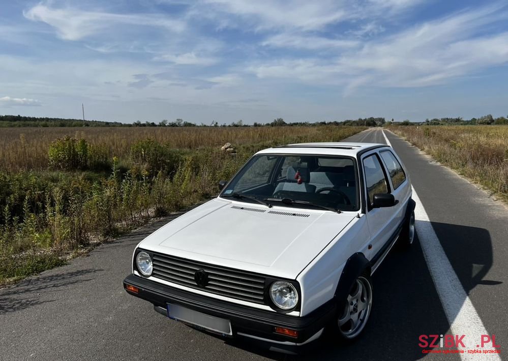 1989' Volkswagen Golf 1.3 Cl photo #2