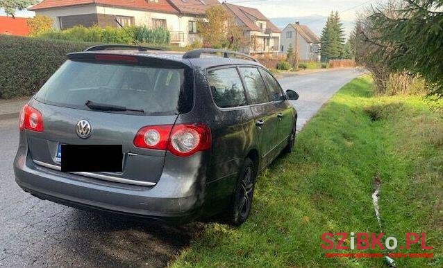 2007' Volkswagen Passat photo #4