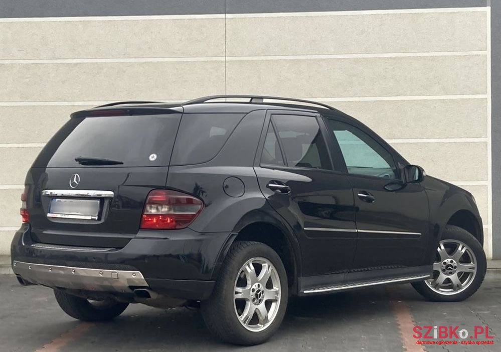 2008' Mercedes-Benz Ml 320 Cdi 4-Matic photo #4