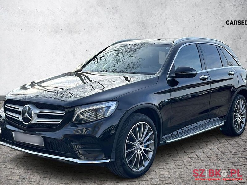 2016' Mercedes-Benz GLC photo #1