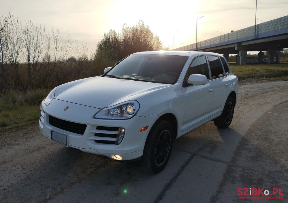 2008' Porsche Cayenne Tiptronic S photo #3