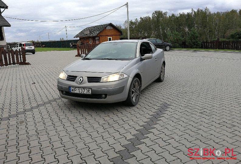 2004' Renault Megane photo #2