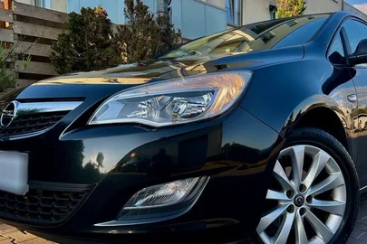 2012' Opel Astra 1.4 Turbo 150 Jahre