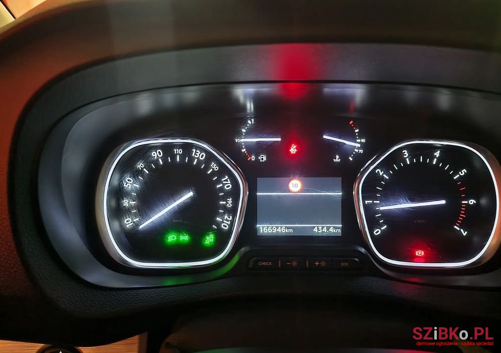 2021' Toyota ProAce Verso 2.0 D4-D Long Vip photo #6