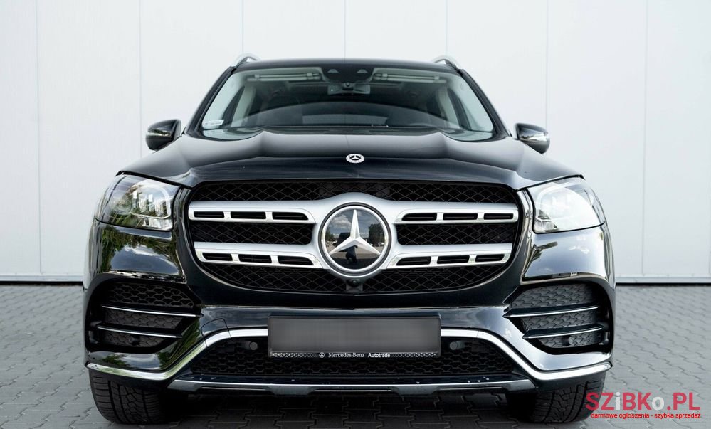 2022' Mercedes-Benz GLS 400 D 4-Matic photo #2
