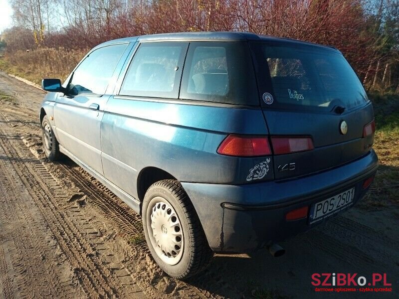 2000' Alfa Romeo 145 photo #4