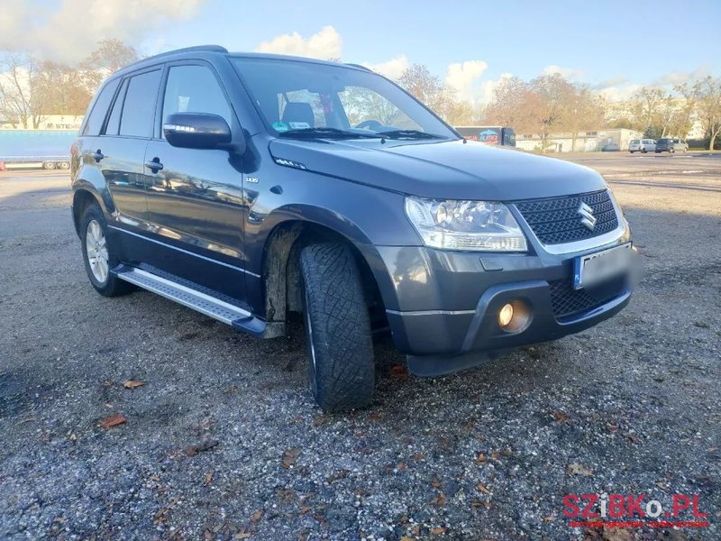 2011' Suzuki Grand Vitara photo #4