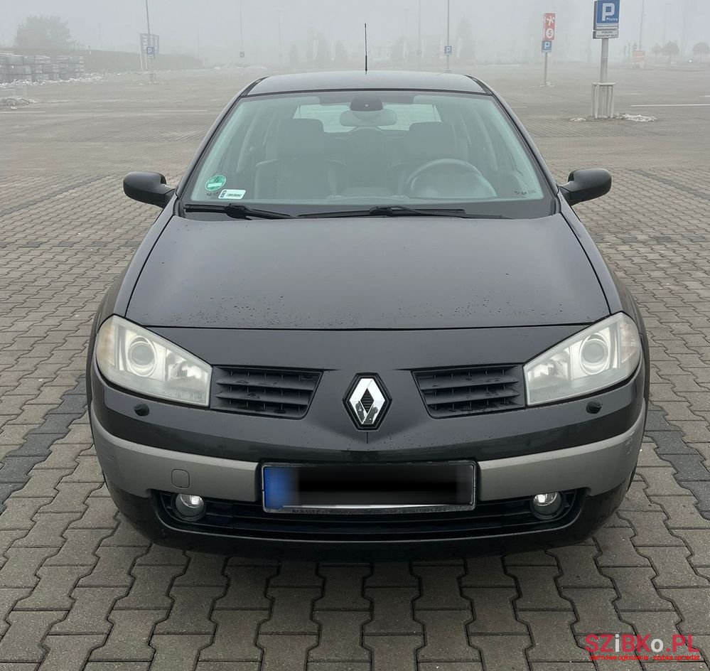 2003' Renault Megane 2.0 Luxe Expression photo #1