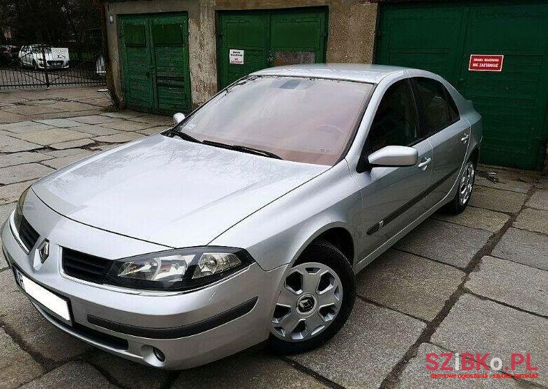 2006' Renault Laguna photo #1