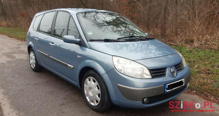 2005' Renault Scenic photo #1