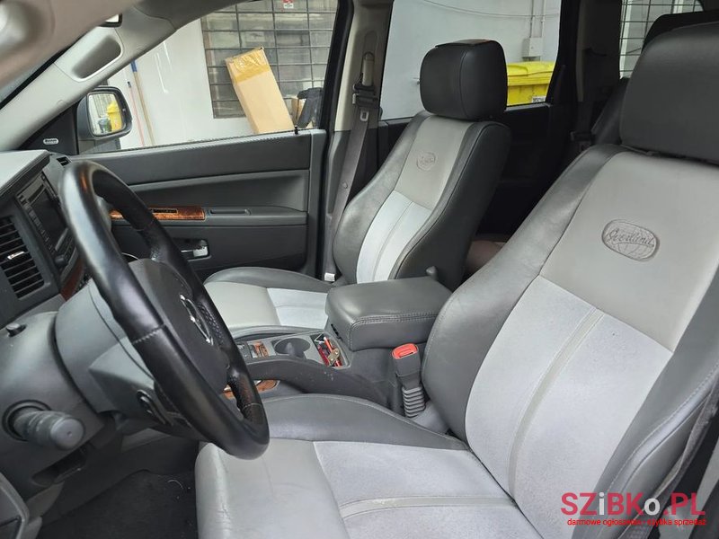 2007' Jeep Grand Cherokee photo #5