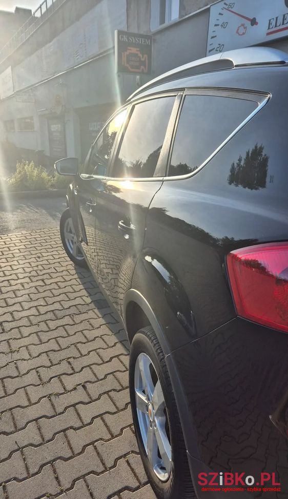 2011' Ford Kuga Titanium photo #3