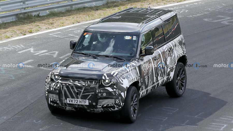 Land Rover Defender SVX Spied As Rugged Mercedes-AMG G63 Rival