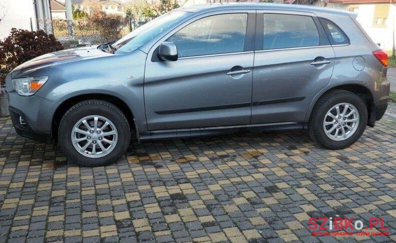 2012' Mitsubishi ASX INVITE photo #1