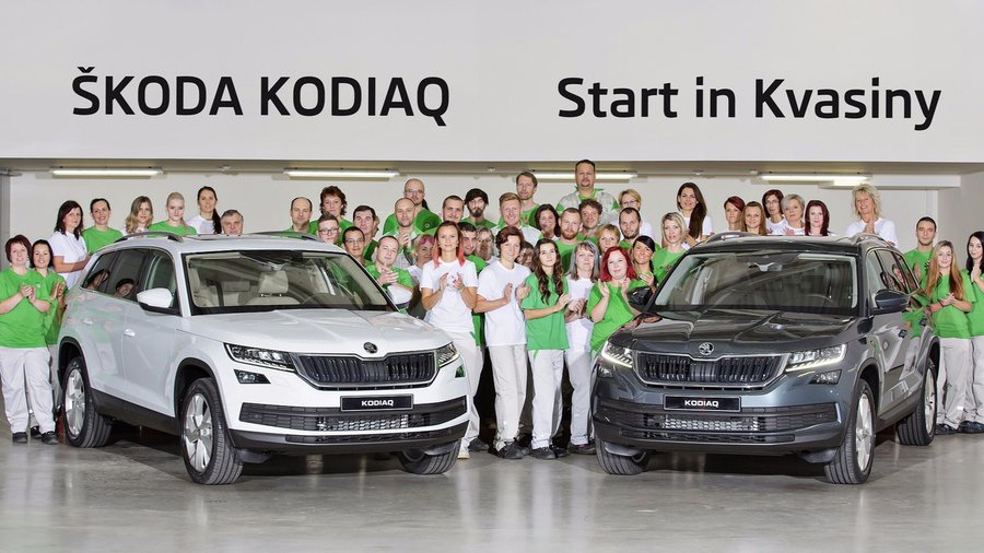 The first examples of Skoda’s new Kodiaq SUV have rolled off the Kvasiny production line.