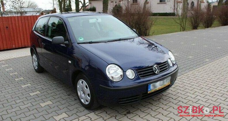 2003' Volkswagen Polo photo #2