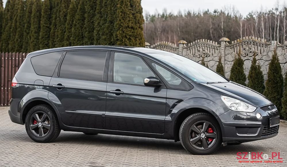 2007' Ford S-Max photo #3