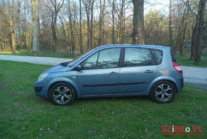 2005' Renault Scenic photo #1