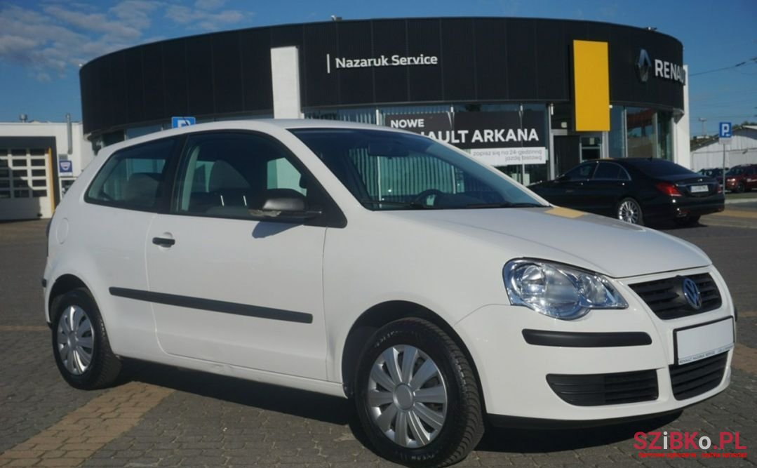 2009' Volkswagen Polo photo #3